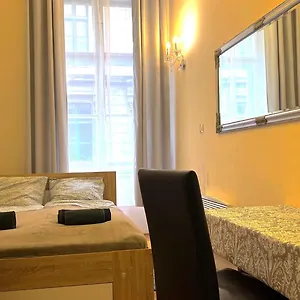 Vendégház Of By Small, Budapest