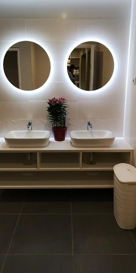 The Hotel Unforgettable - Hotel Tiliana By Homoky Hotels & Spa Budapest 4*,  Ungern